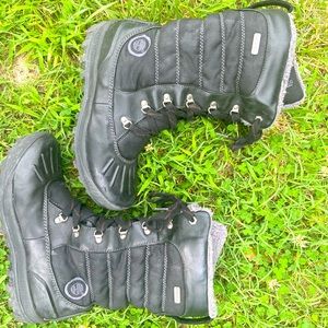 Size ten woman timberland boots, great winter boots style and warmth